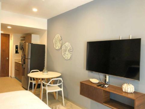 Urban Towers Playa Del Carmen Apartment Exterior photo