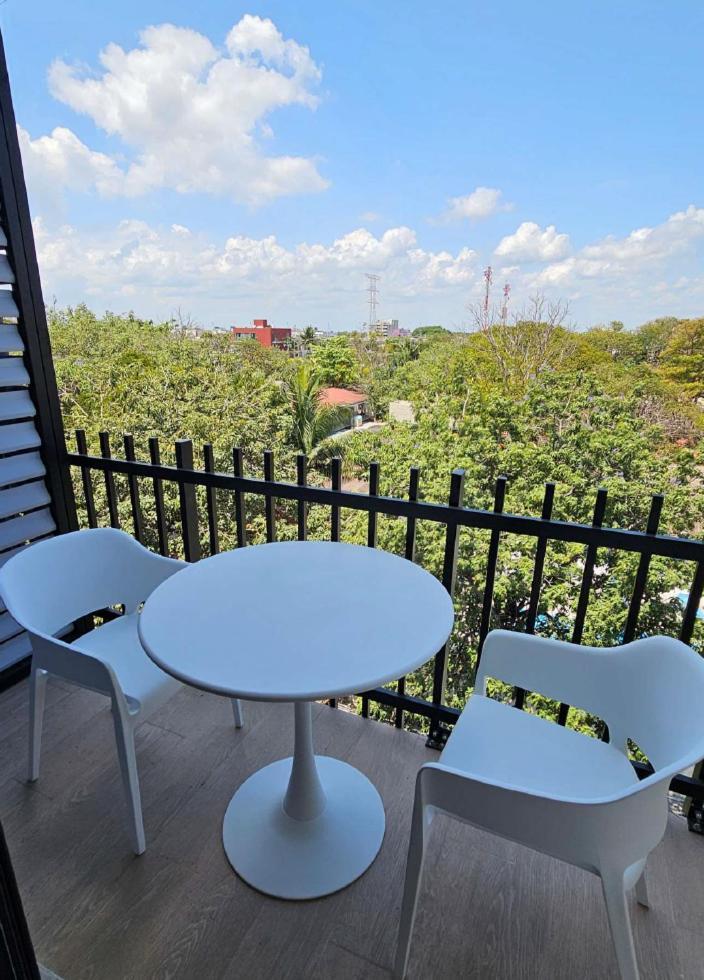 Urban Towers Playa Del Carmen Apartment Exterior photo